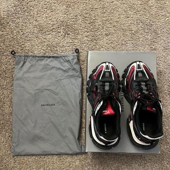 Balenciaga track2 black Men's Burgundy Trainers - Picture 2 of 3